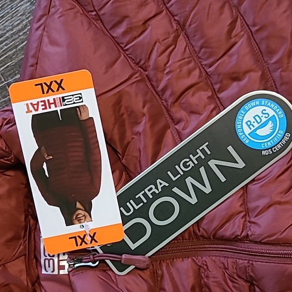 NWT Womens 32° HEAT PUFFER JACKET Light Weight Down XXL - Picture 3 of 8